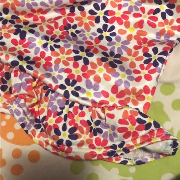 Pretty Little Thing Floral body con dress - Picture 3 of 5